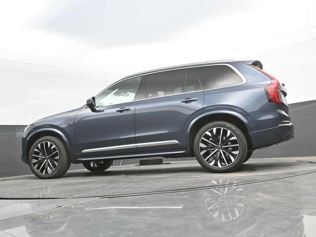 2026 Volvo XC90 Plus - Photo 48
