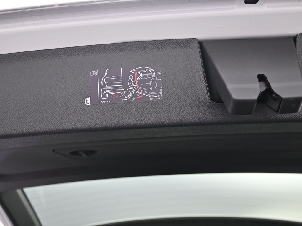 2026 Volvo XC90 Ultra - Photo 30