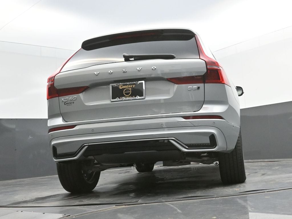 2026 Volvo XC60 Plus - Photo 48