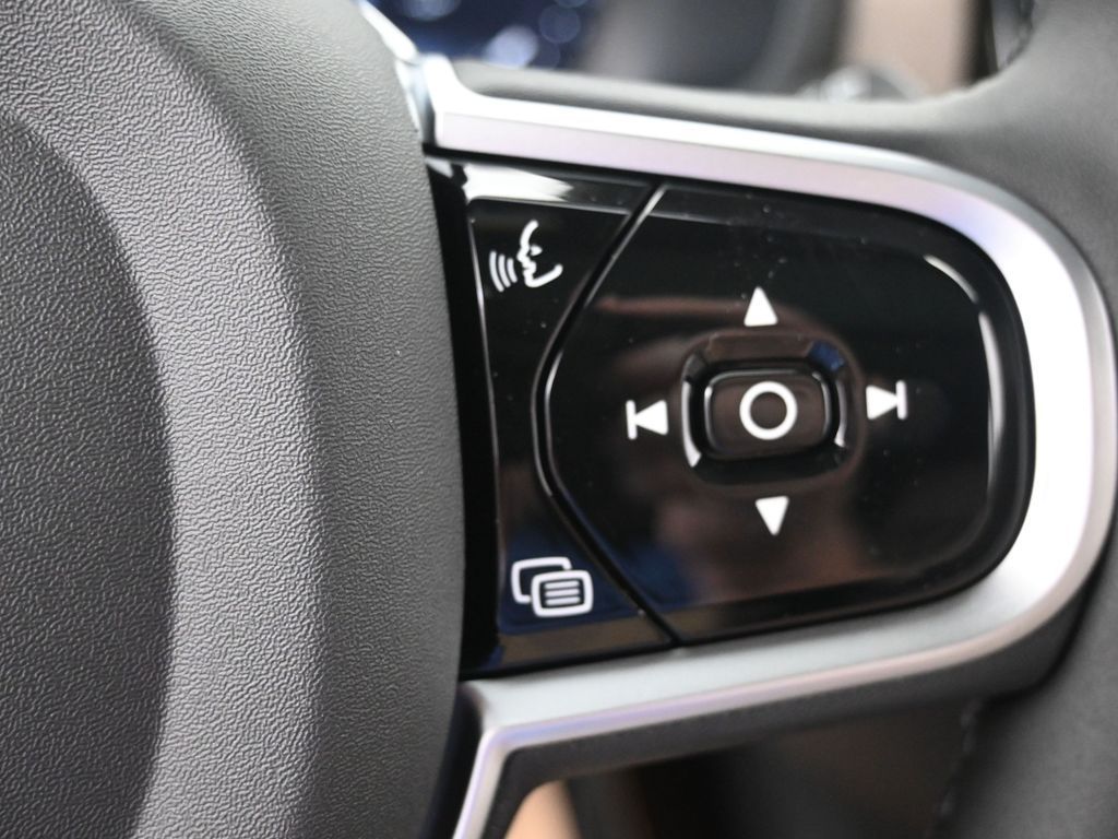 2026 Volvo XC90 Ultra - Photo 18