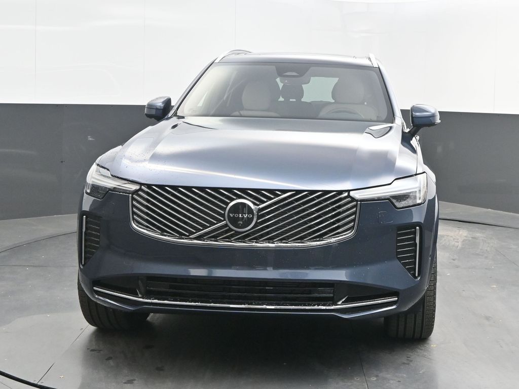2026 Volvo XC90 Plus - Photo 9