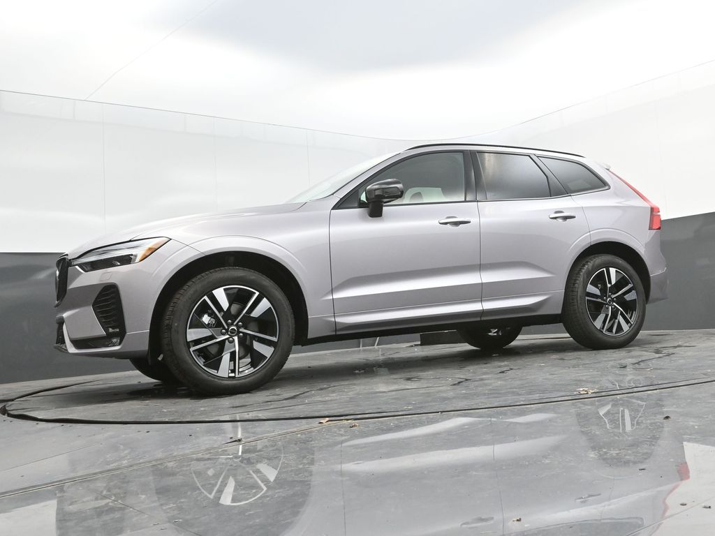 2026 Volvo XC60 Core - Photo 47