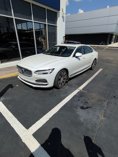 2022 Volvo S90 B6 Inscription Sedan