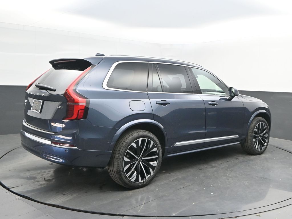 2026 Volvo XC90 Plus - Photo 6