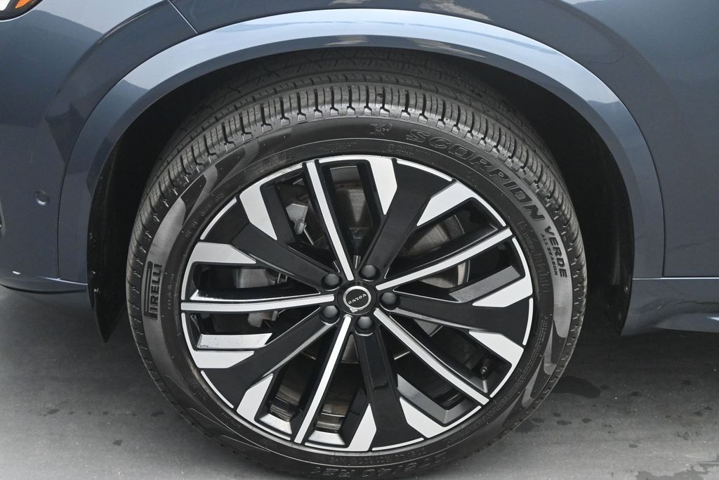 Certified 2026 Volvo XC90 B6 Ultra SUV