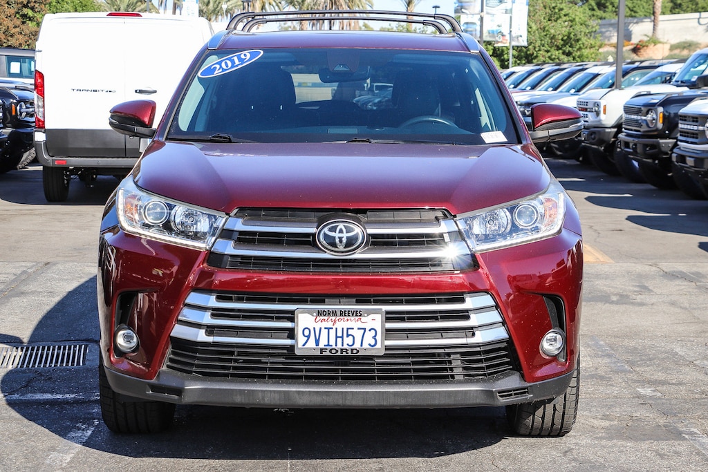 Used 2019 Toyota Highlander Limited Limited V6 FWD