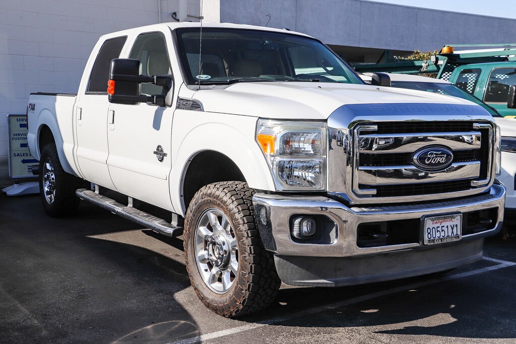 Used 2015 Ford Super Duty F-250 SRW Lariat
