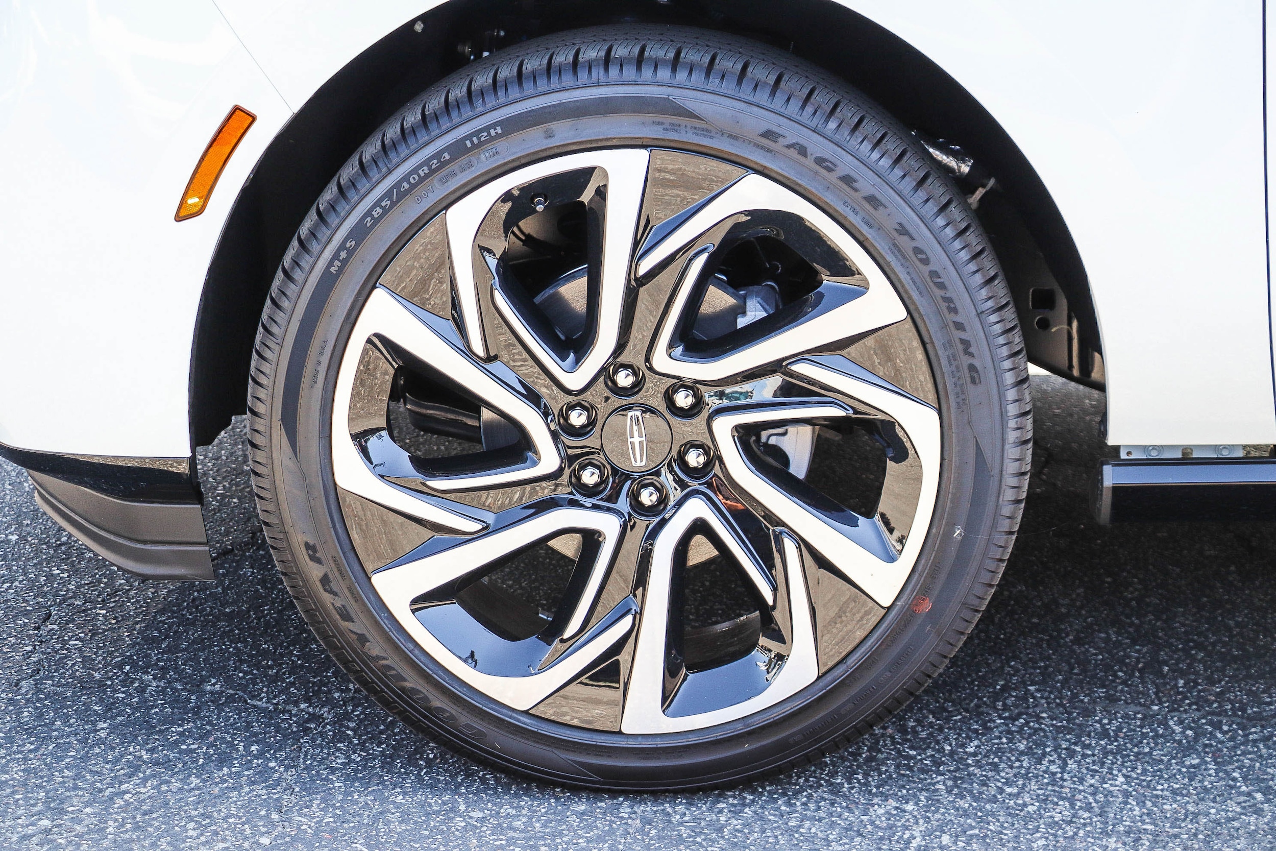 2026 Lincoln Navigator Reserve - Photo 11