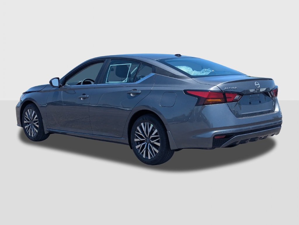 New 2026 Nissan Altima SV Sedan