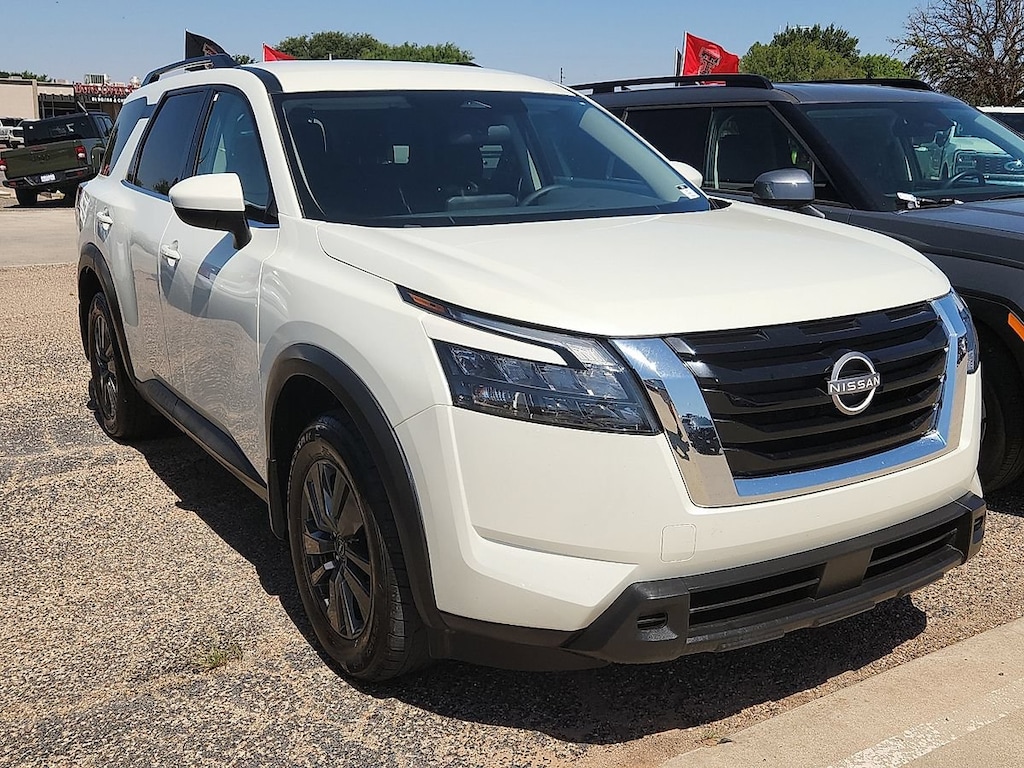 Used 2024 Nissan Pathfinder SV SUV