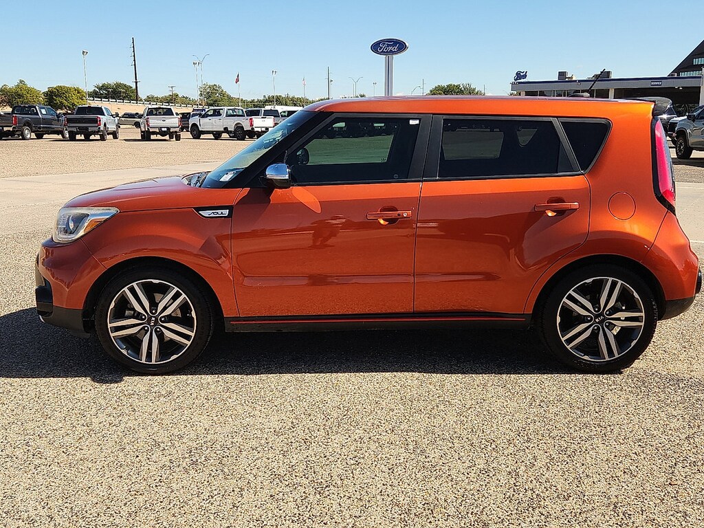 Used 2018 Kia Soul ! Hatchback
