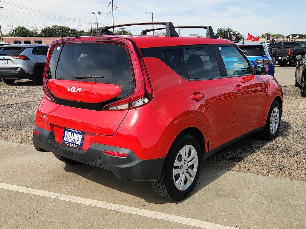 Used 2022 Kia Soul LX Hatchback