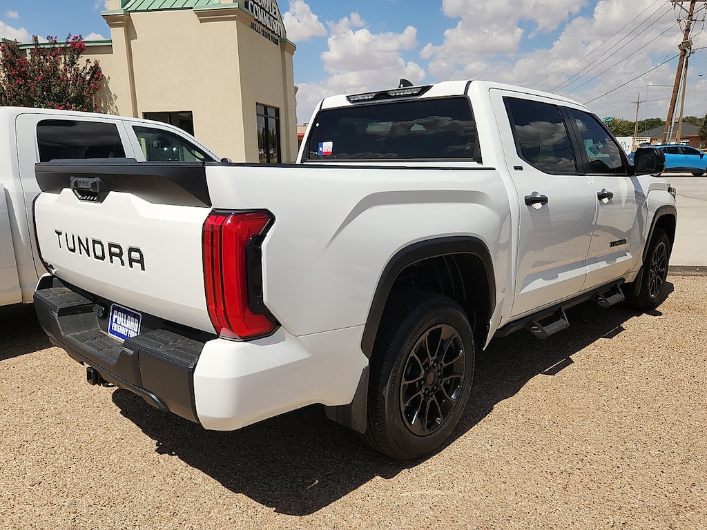 Used 2025 Toyota Tundra 4WD SR5 SR5 CrewMax 5.5 Bed