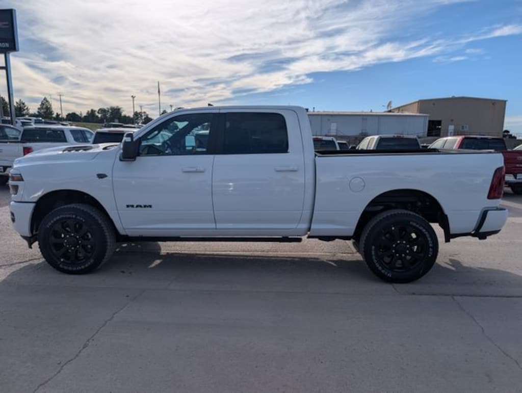 New 2027 Ram 2500 LARAMIE CREW CAB 4X4 6'4 BOX Pickup
