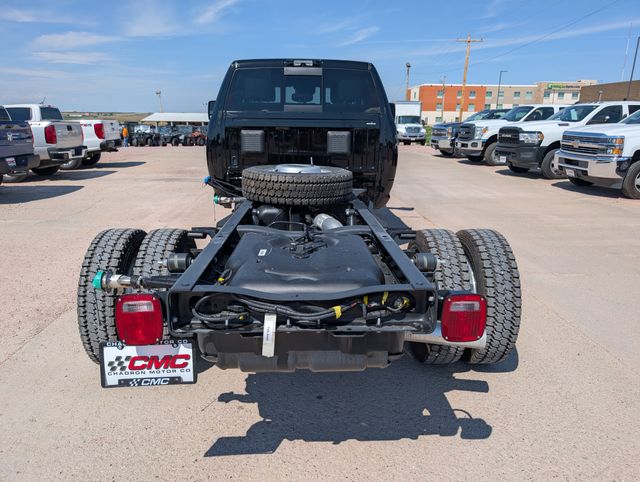 New 2026 Ram 5500 Chassis Cab BIG HORN CREW 4X4 84' CA Pickup