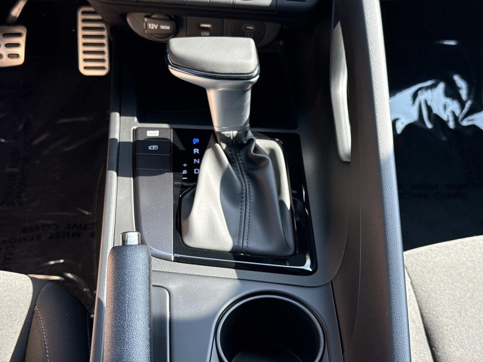 2026 Hyundai Elantra SEL Sport - Photo 8