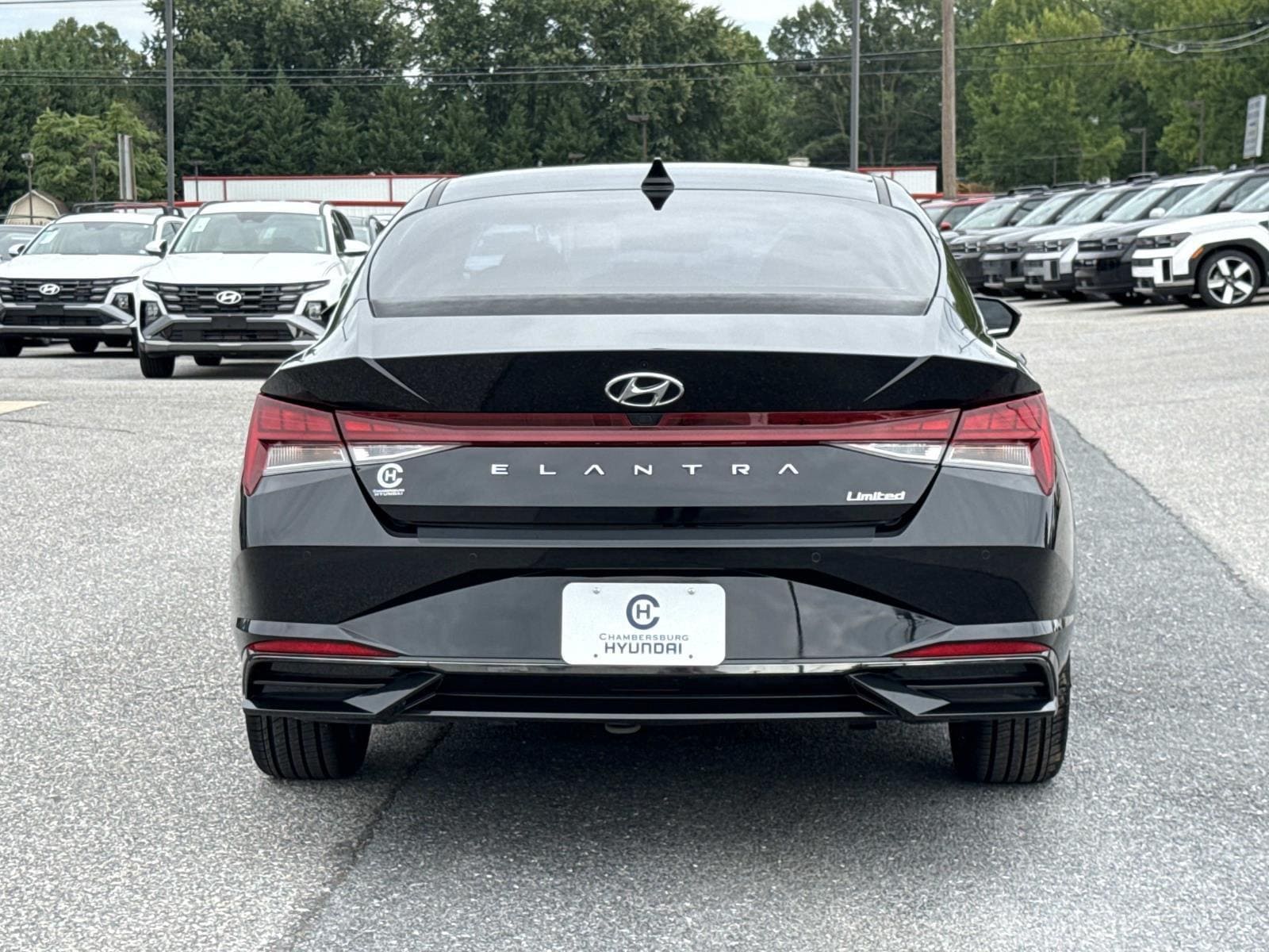 2022 Hyundai Elantra Limited - Photo 26