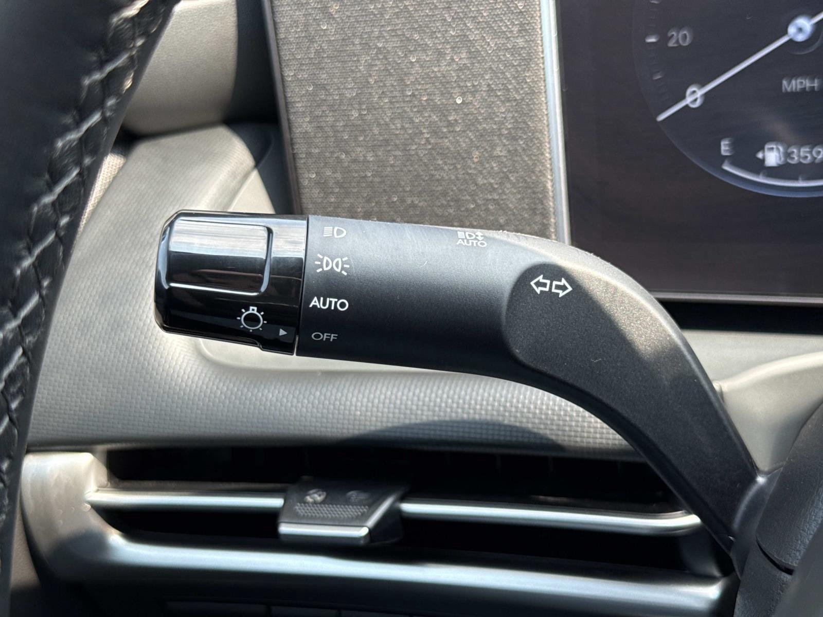 2025 Hyundai Santa Cruz XRT - Photo 11