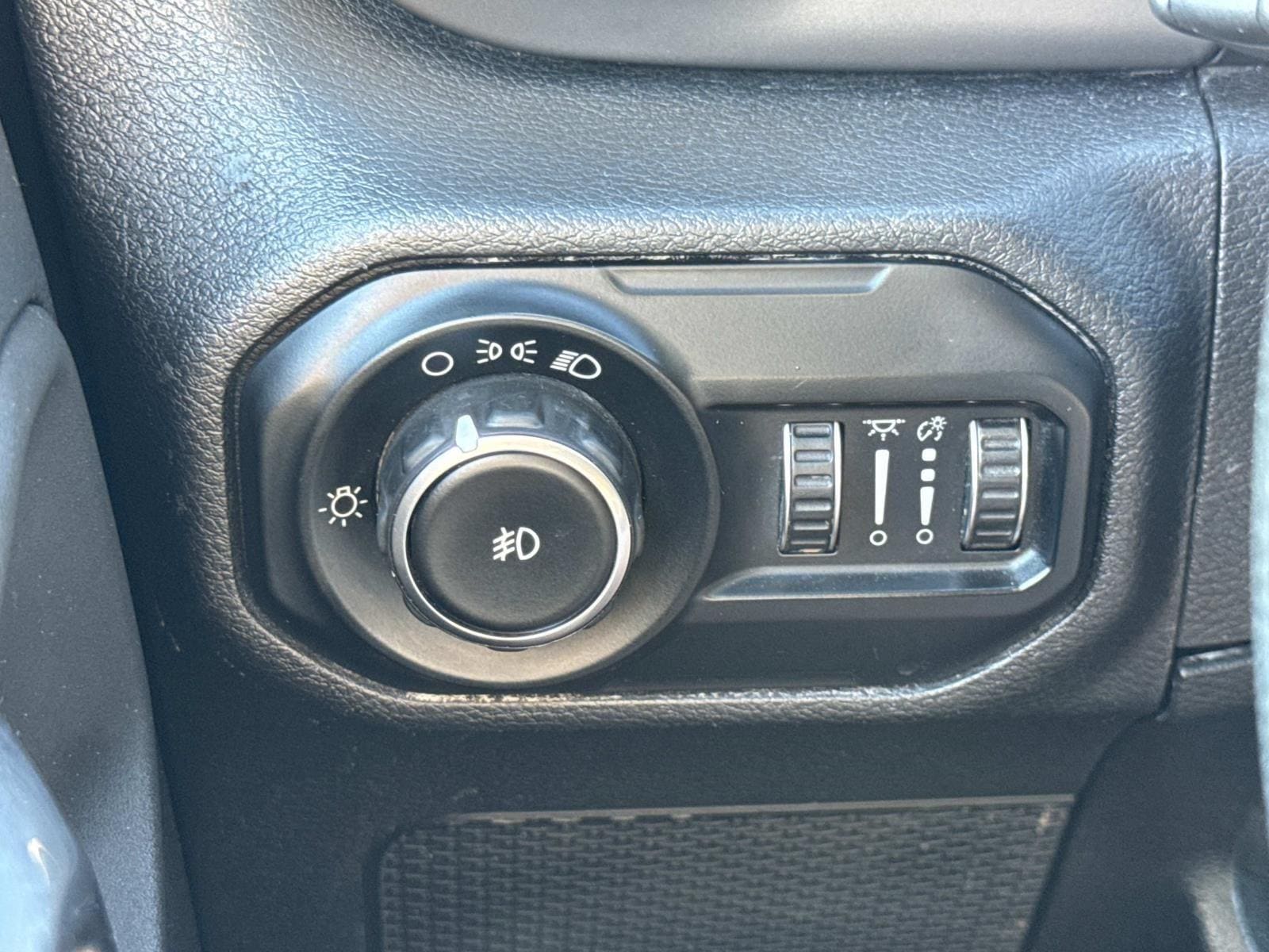 2021 Jeep Wrangler Unlimited Sport - Photo 13