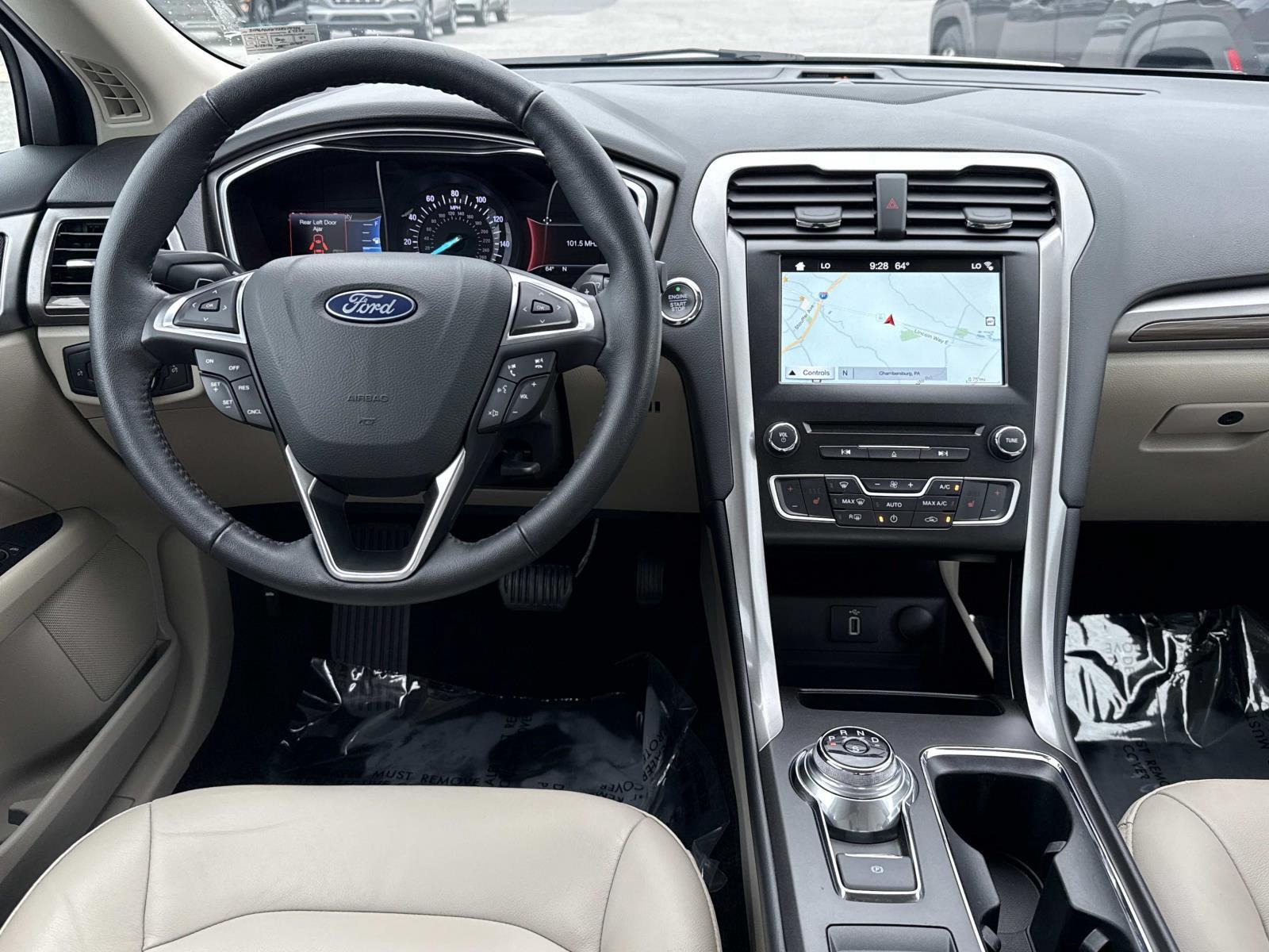 Used 2018 Ford Fusion SE Sedan