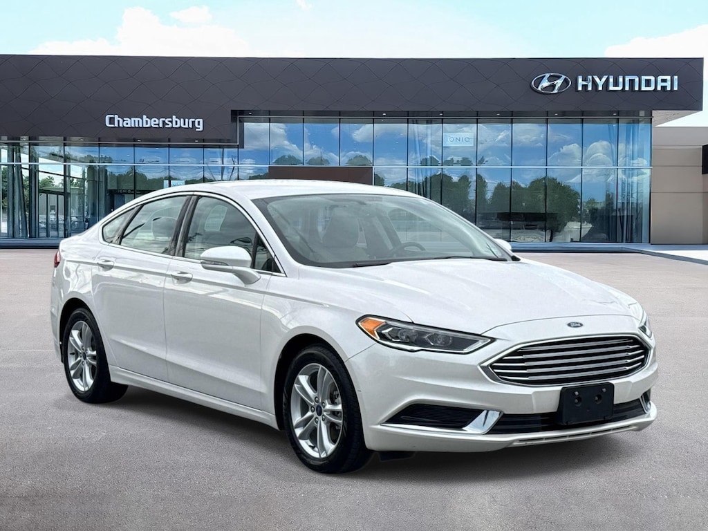 Used 2018 Ford Fusion SE Sedan