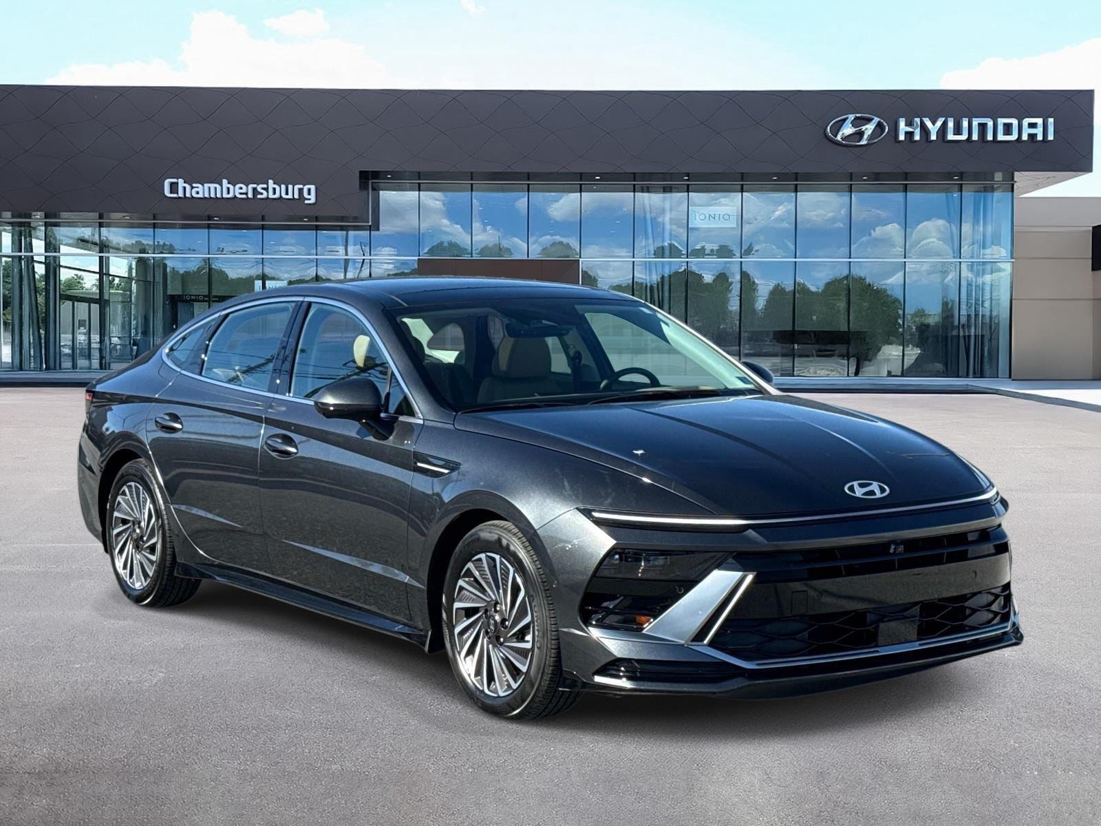 2025 Hyundai Sonata Hybrid