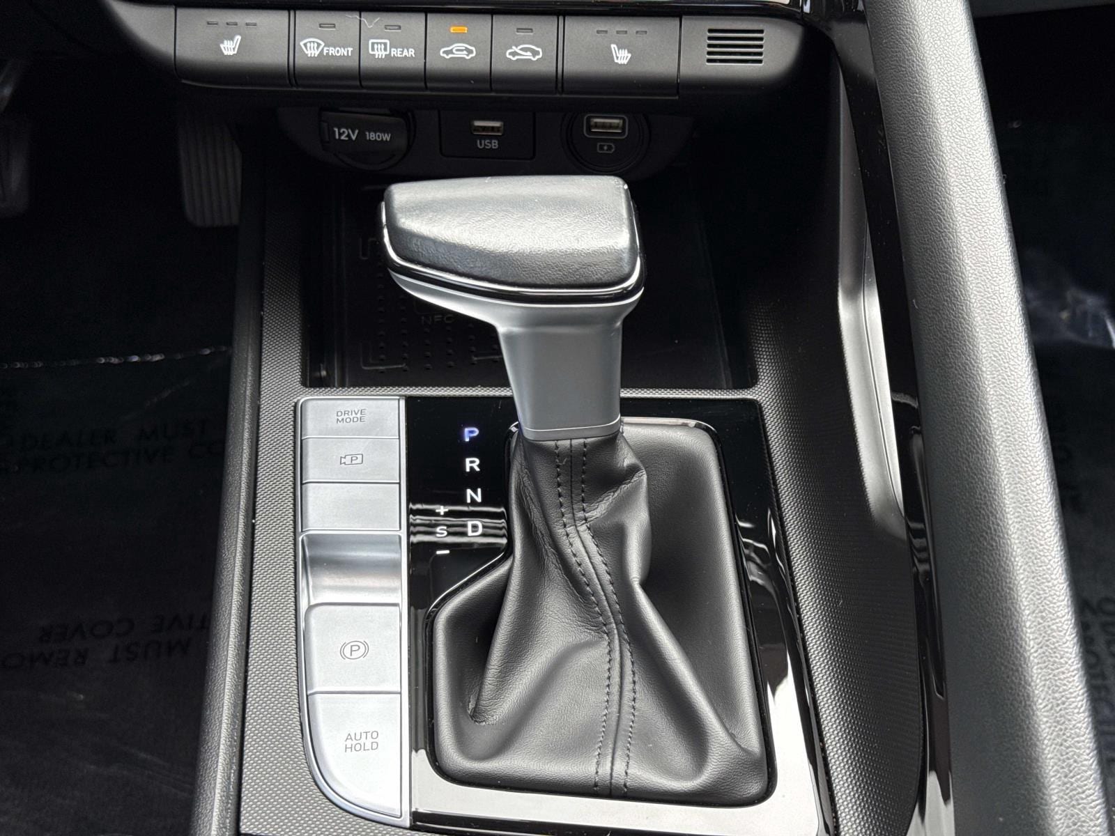 2022 Hyundai Elantra Limited - Photo 8