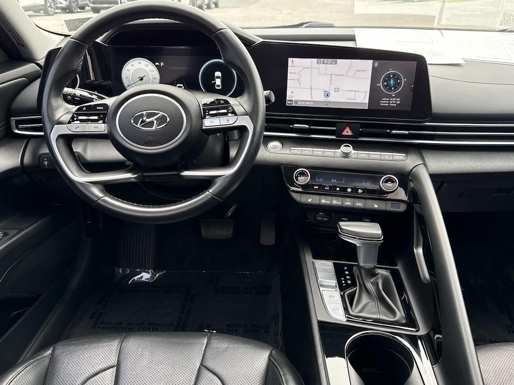 Certified 2022 Hyundai Elantra Limited Sedan