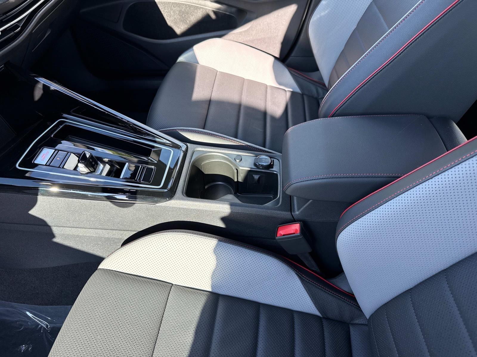 2024 Volkswagen Golf GTI Autobahn - Photo 15
