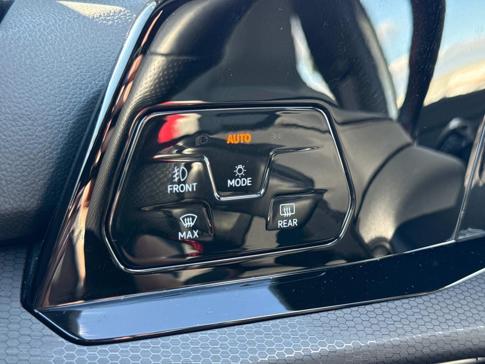 2024 Volkswagen Golf GTI Autobahn - Photo 13