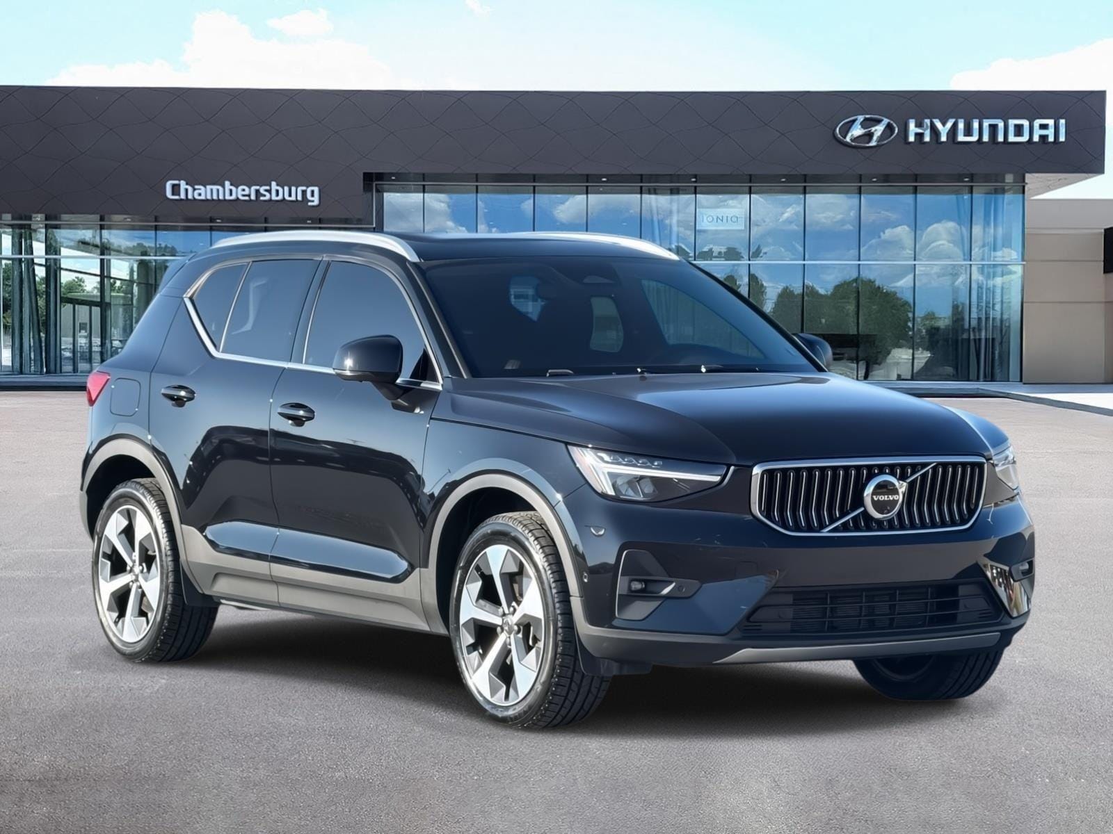 2024 Volvo XC40