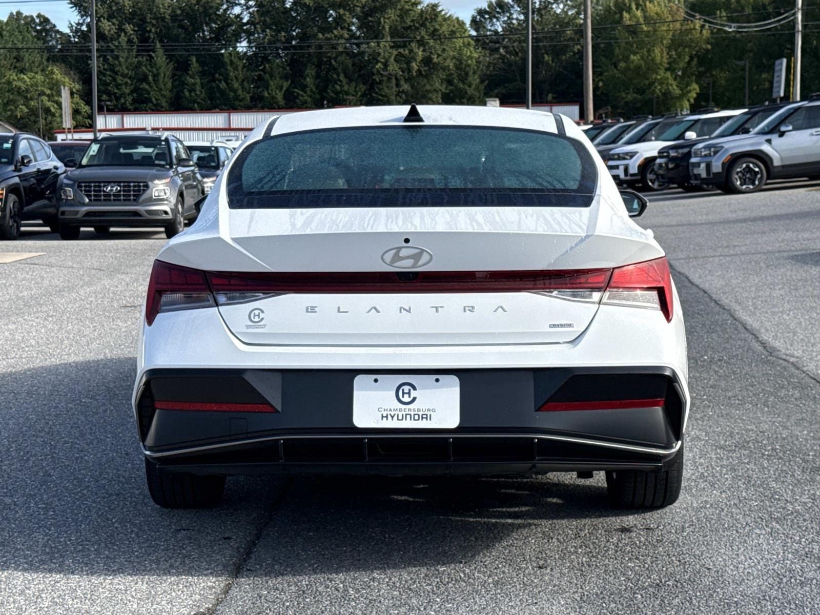 2025 Hyundai Elantra Limited - Photo 25