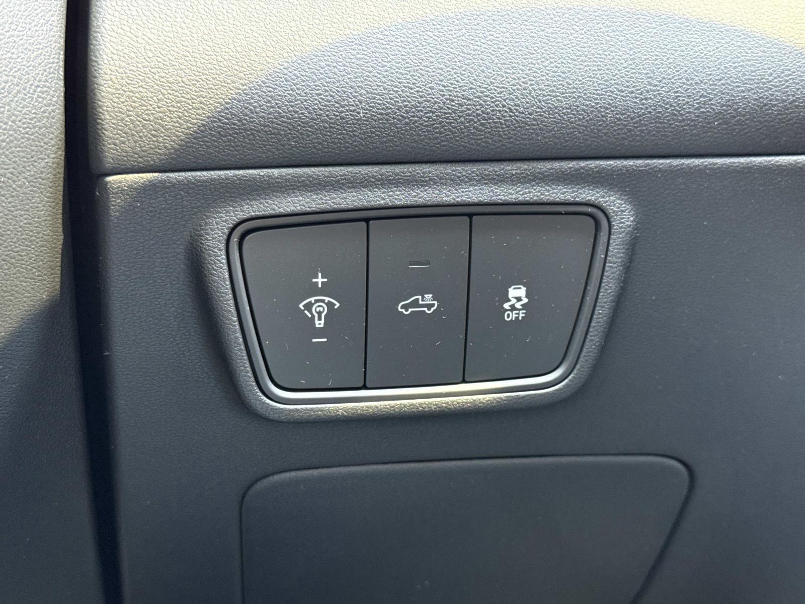 2023 Hyundai Santa Cruz SEL - Photo 14