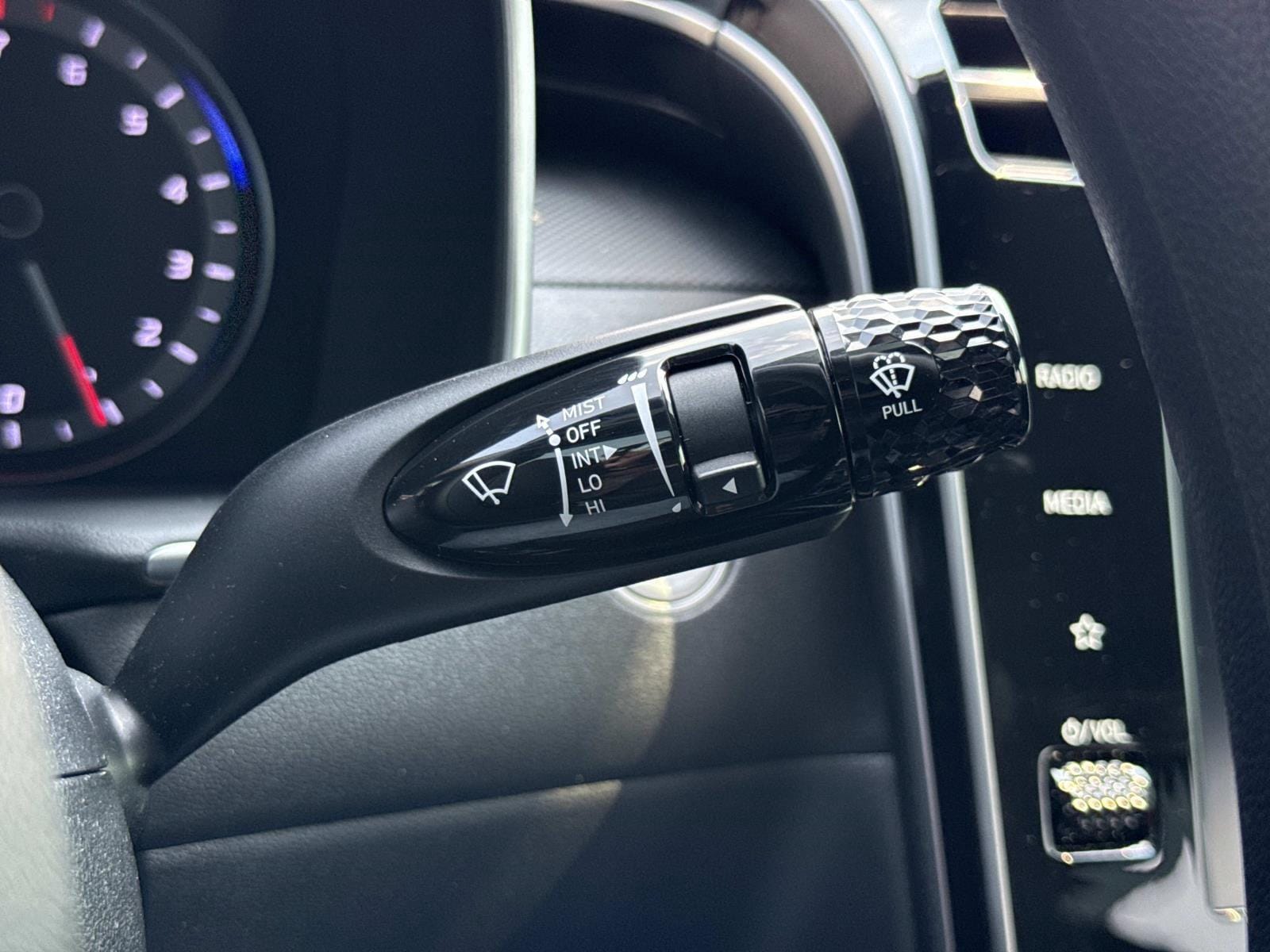 2023 Hyundai Santa Cruz SEL - Photo 12