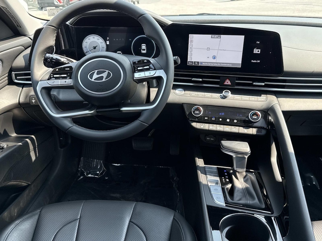 Used 2024 Hyundai Elantra Limited Sedan