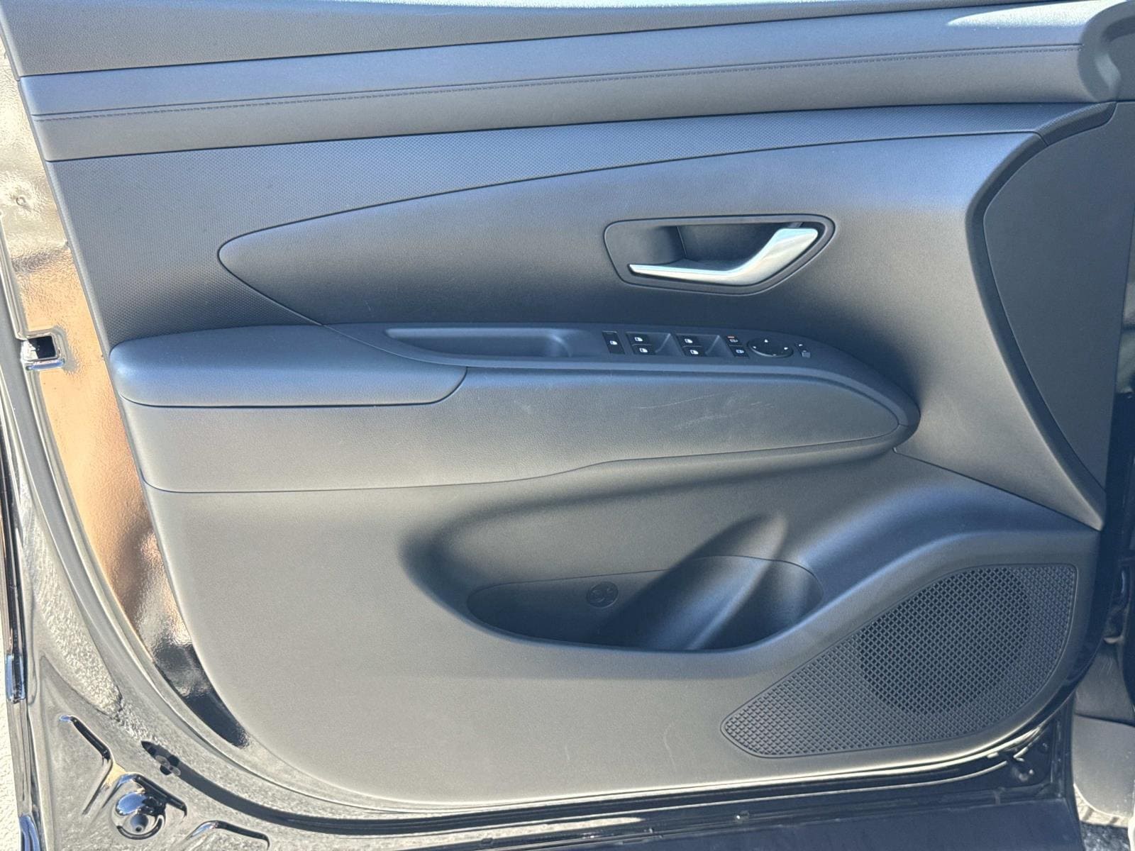 2025 Hyundai Santa Cruz SE - Photo 18