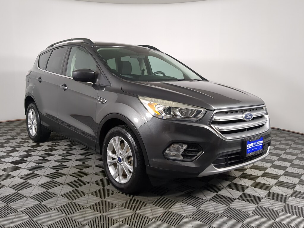 Used 2017 Ford Escape SE SUV
