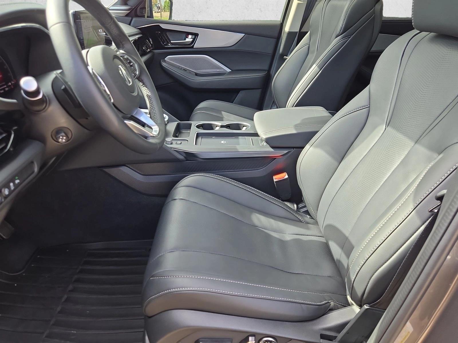 2026 Acura MDX Technology Package - Photo 17