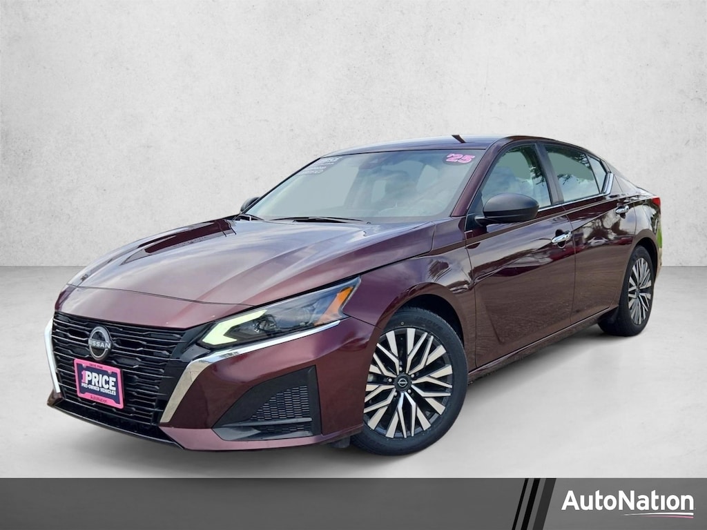 Used 2025 Nissan Altima SV Sedan