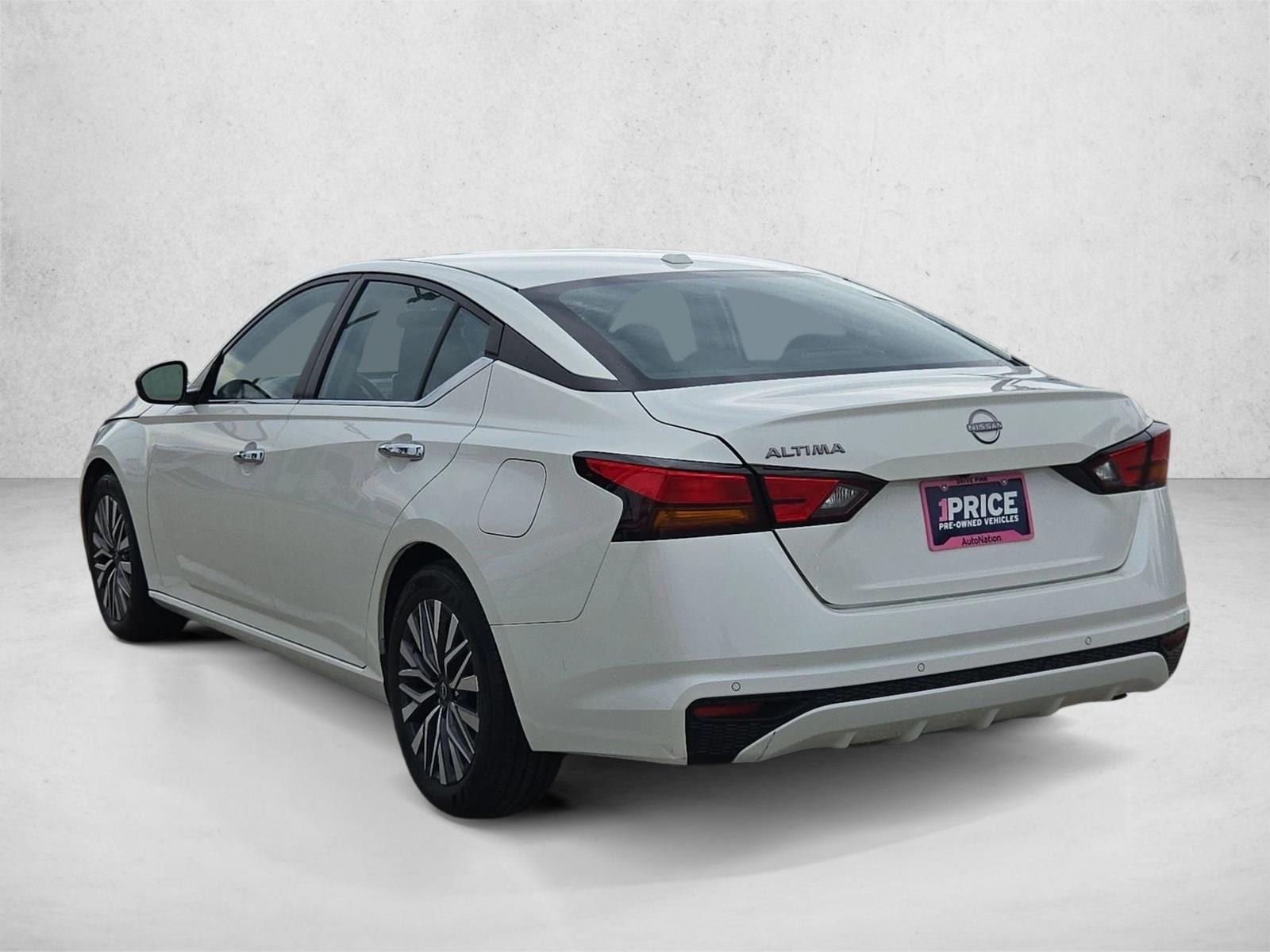 2025 Nissan Altima SV - Photo 7