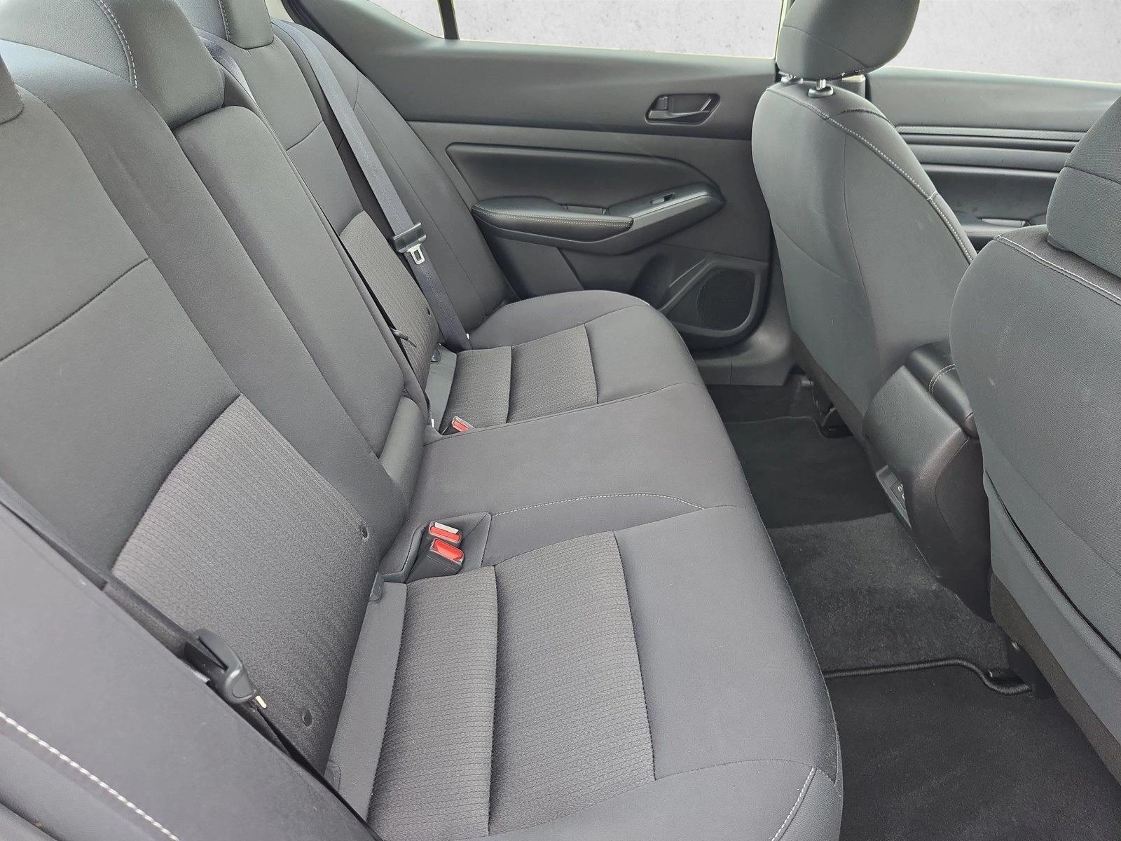 2025 Nissan Altima SV - Photo 16