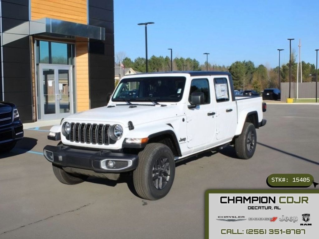 2025 Jeep Gladiator Pickup 