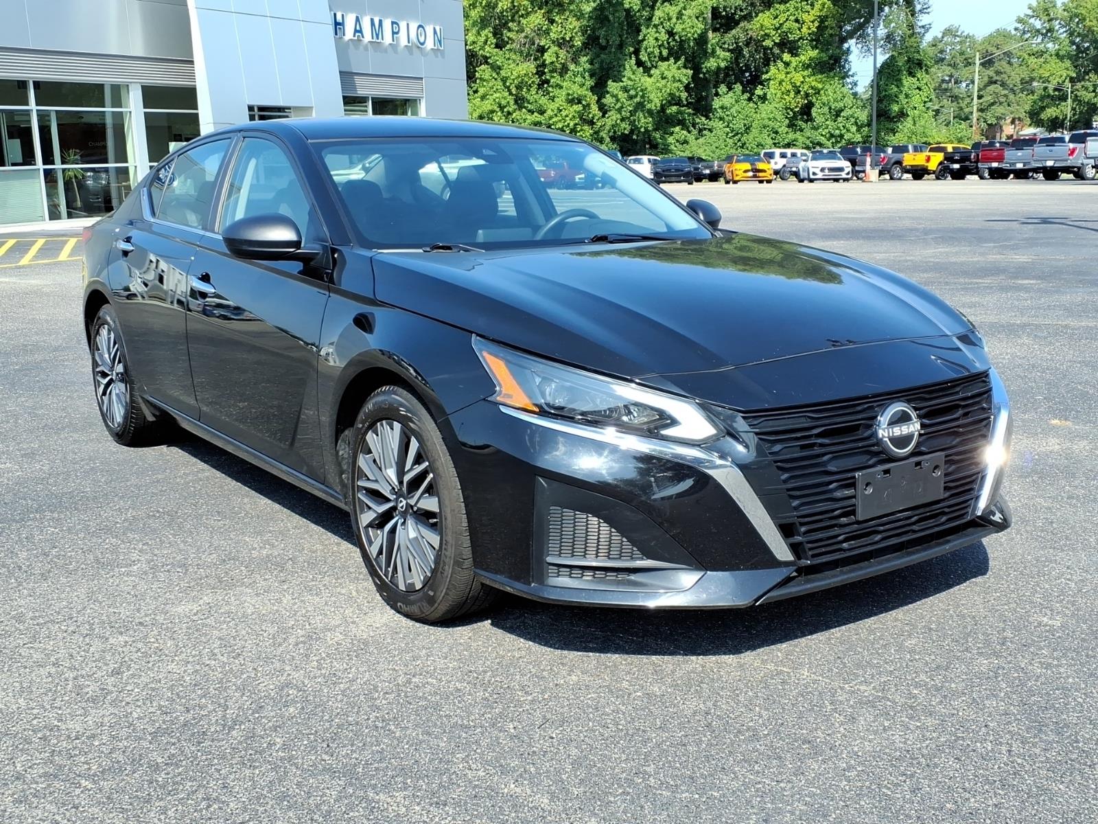 2024 Nissan Altima SV