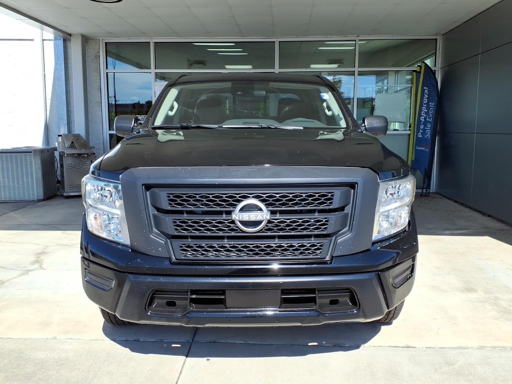 Used 2023 Nissan Titan S Truck Crew Cab