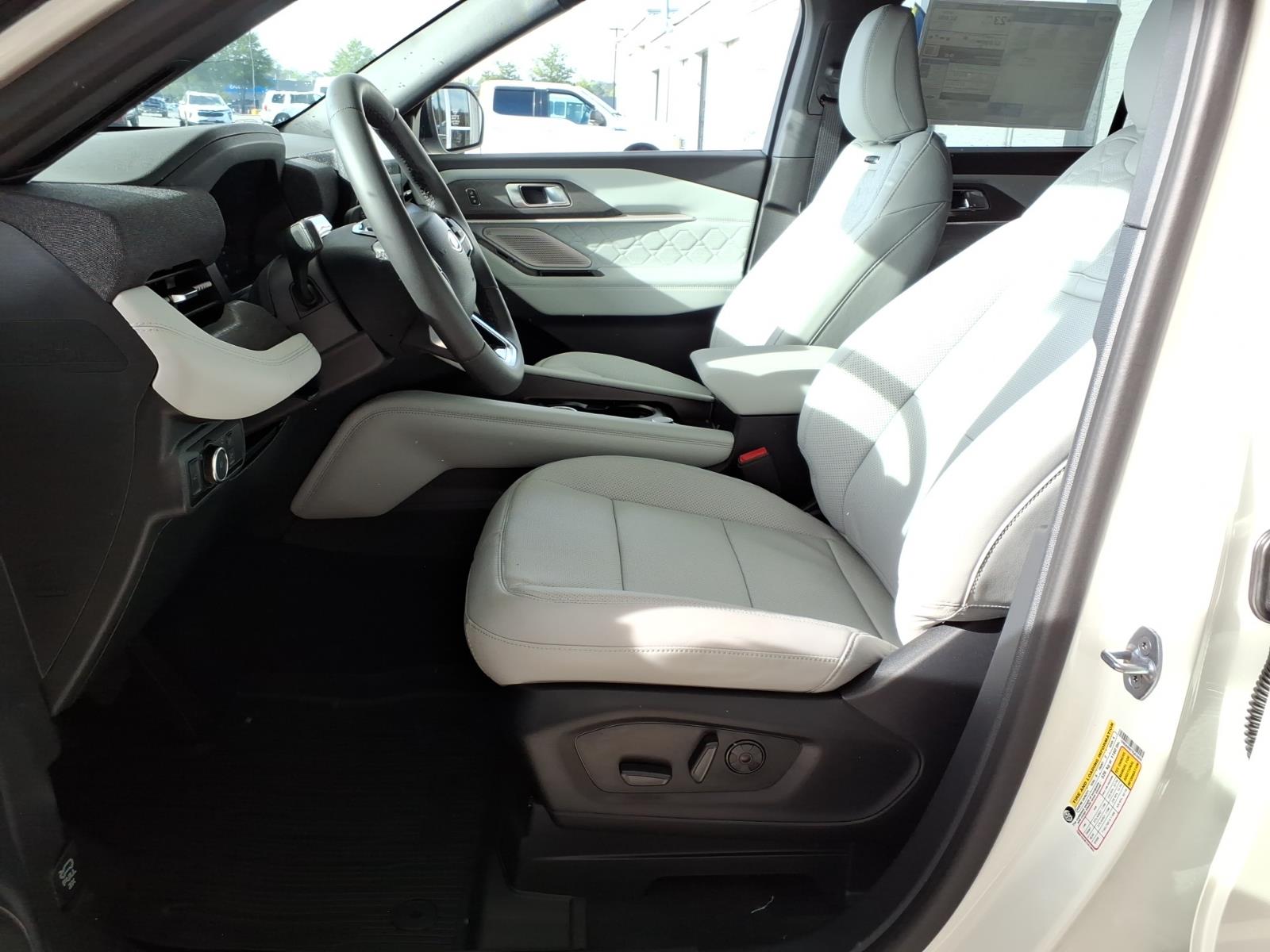 New 2027 Ford Explorer Platinum AWD Platinum SUV