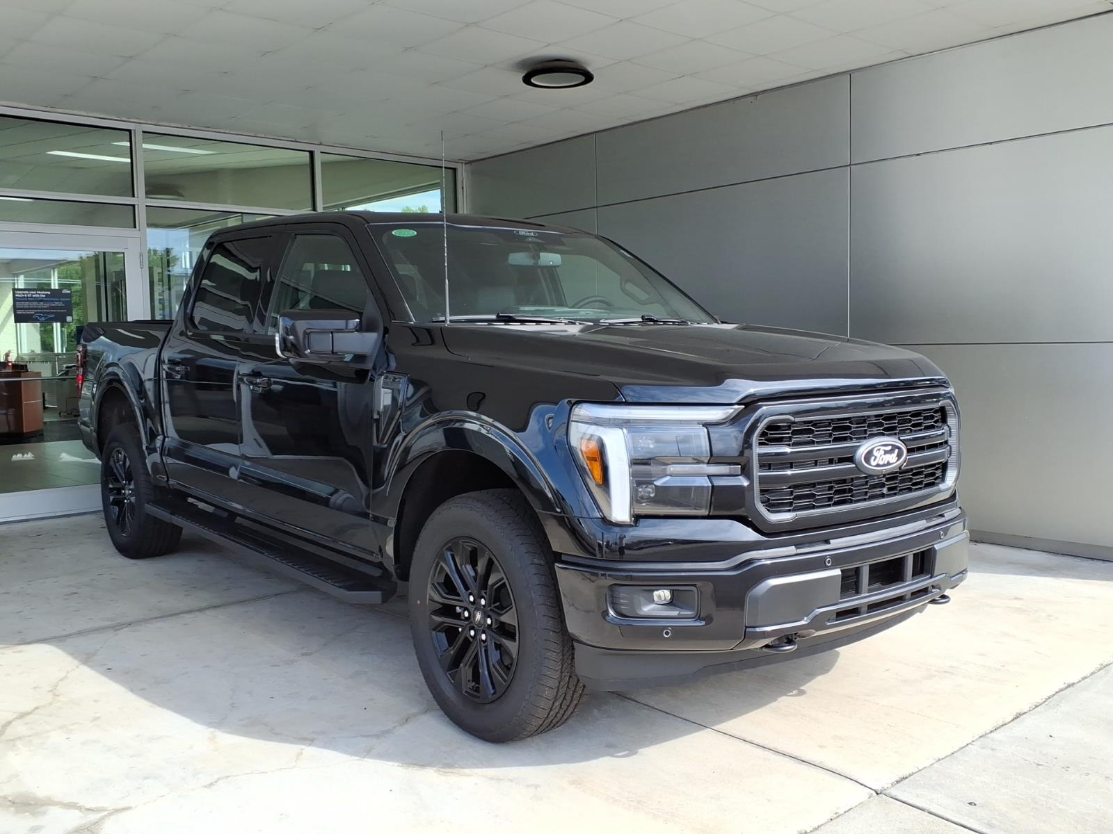 2026 Ford F-150 Lariat 4x4 Lariat  SuperCrew 5.5 ft. SB