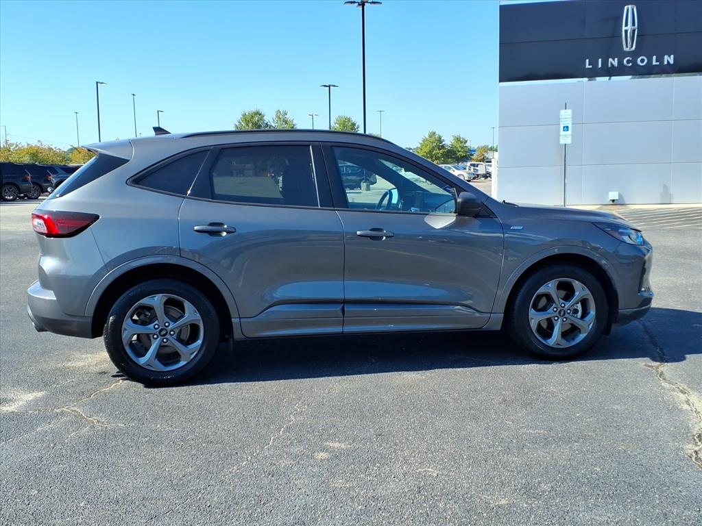 2024 Ford Escape ST-Line - Photo 26