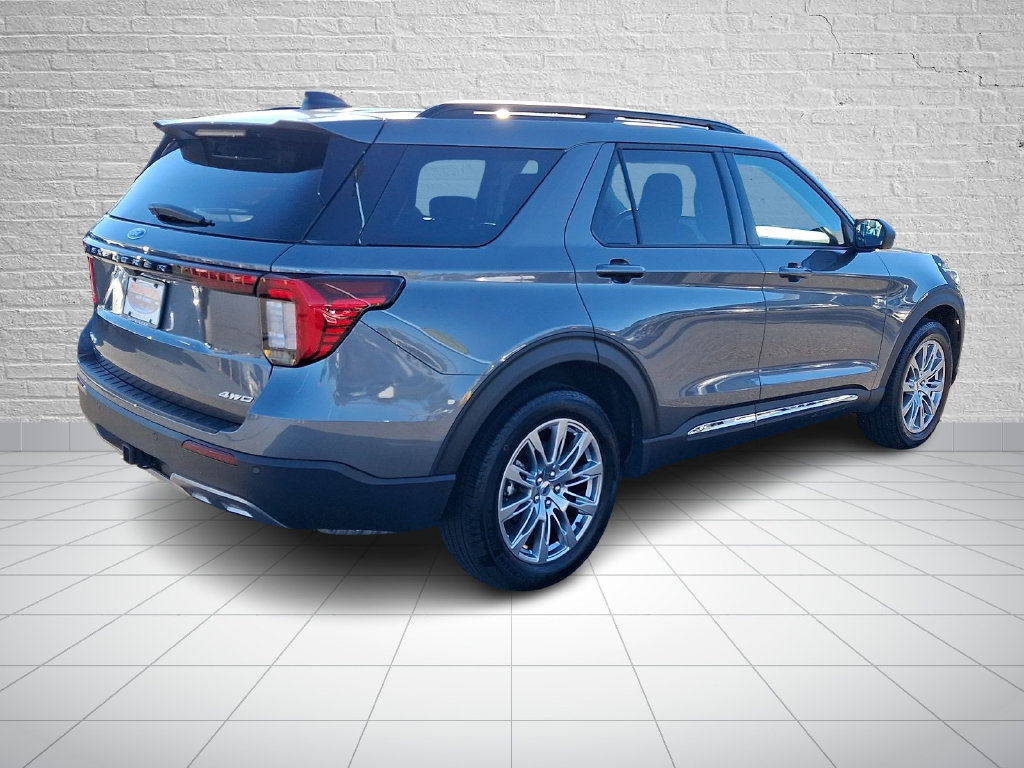 Used 2025 Ford Explorer Active SUV