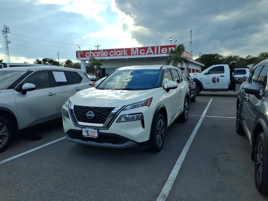 Used 2023 Nissan Rogue SV SUV