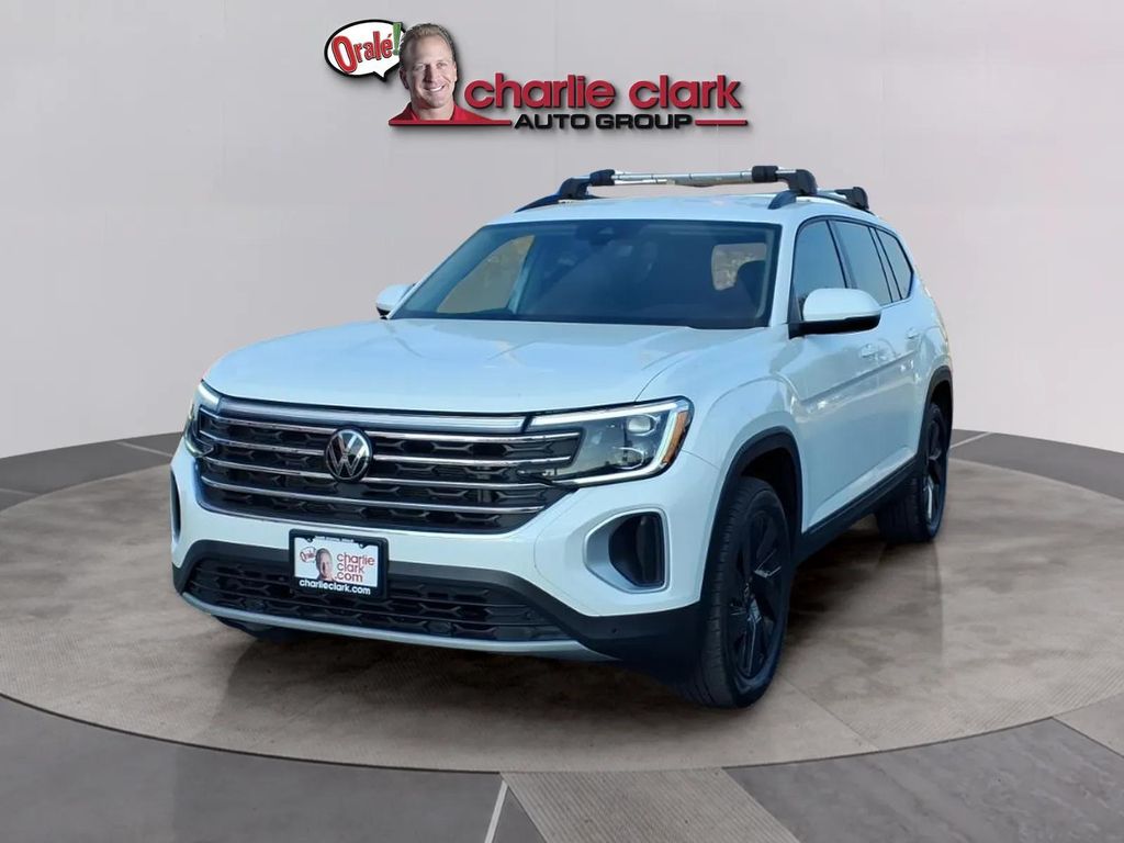 2024 Volkswagen Atlas SE w/Tech